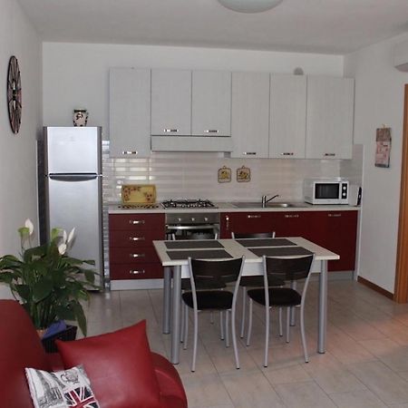 Casa Di Chiara Appartement Peschiera del Garda Buitenkant foto