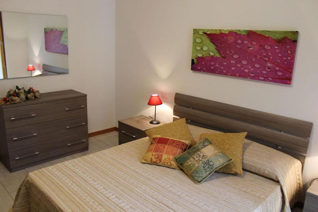 Casa Di Chiara Appartement Peschiera del Garda Buitenkant foto